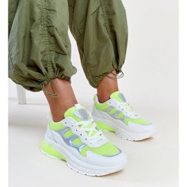 Vita och gula sneakers med tjock Mateasula