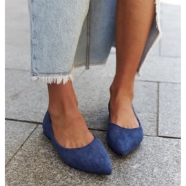 Mays spetsiga tå-balett blå