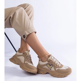 D/CEO Bruna platåsneakers med ett Martinez-hjärta