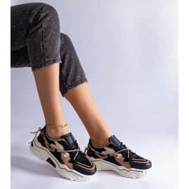 D/CEO Svarta sneakers dekorerade med en Valdez zirkonsnöre