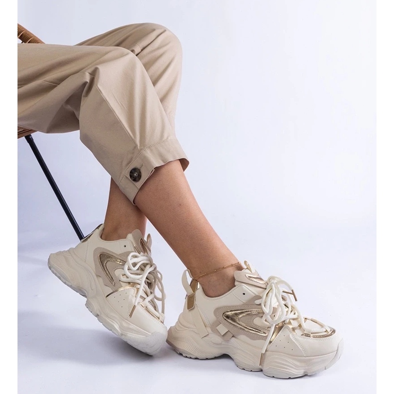 D/CEO Beige damsportsneakers med massiv Lien-sula