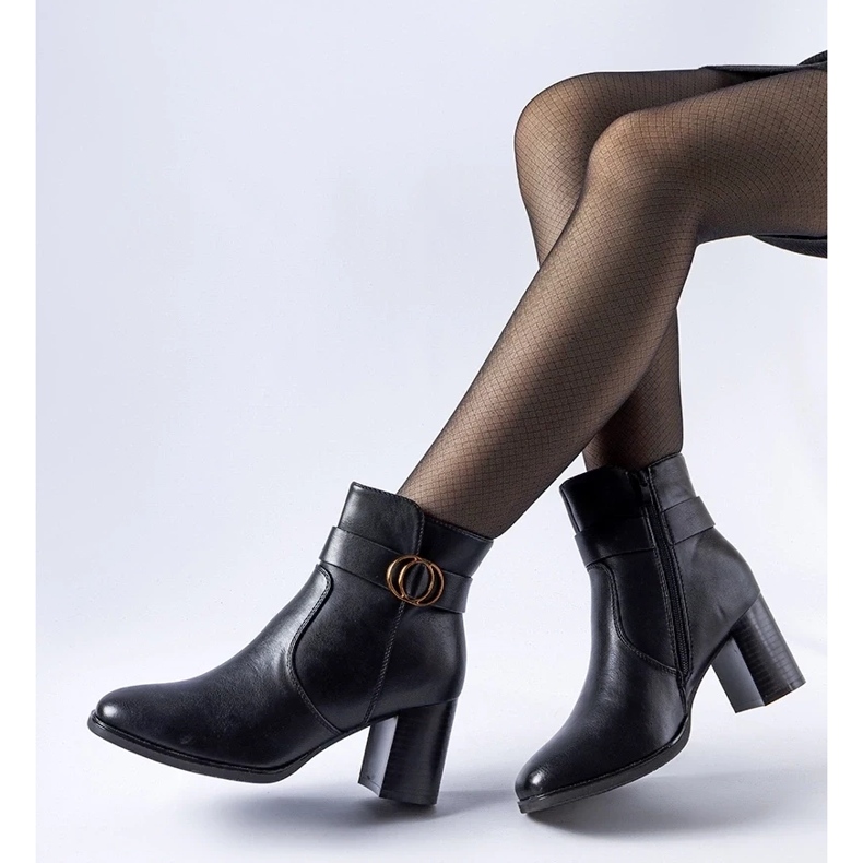 D/CEO Svarta isolerade Muscoline stövlar