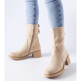 D/CEO Beige stövletter i ekomocka från Agordino