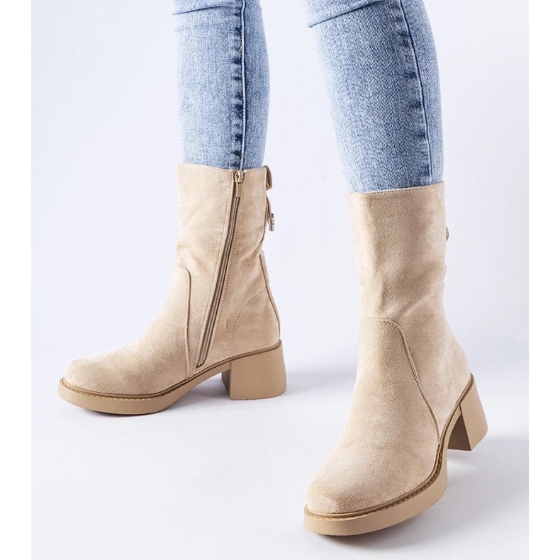 D/CEO Beige stövletter i ekomocka från Agordino