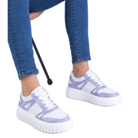 Violet OpenWork Sneakers på en massiv sula purpur