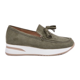 Mockasiner på en delikat Eco Wedders Green grön