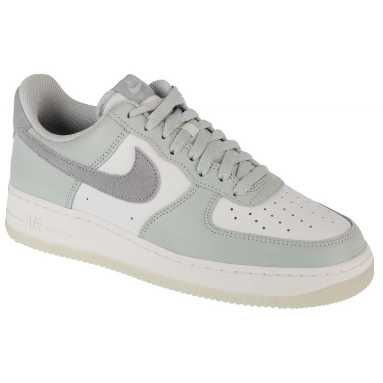 Nike Air Force 1 07 LV8 FJ4170-003 Skor vit