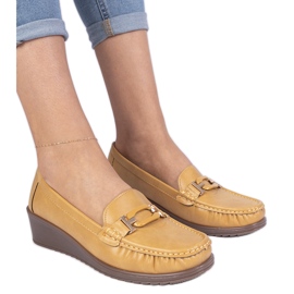 Jółne kvinnors loafers på kilar med Eco -Leather gul