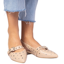 Beige kvinnors platta klackar med en öppen häl och strass