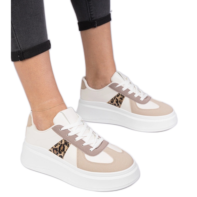 Beige sneakers sneakers på plattformen