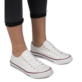 Vita klassiska kvinnors sneakers