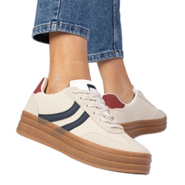 Beige sneakers kvinnors sneakers med ett marinblå tillbehör vit