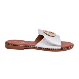 Eco Leather Flat Women's Slippers med en dekorativ silverdetalj grå
