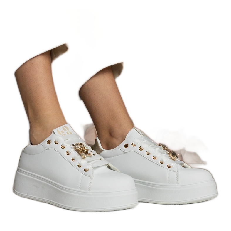 Kvinnors vita och guld sneakers dekorerade med stenar