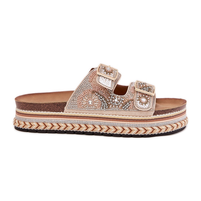 Talltor med dekoration och spännen på guldplattformen gyllene