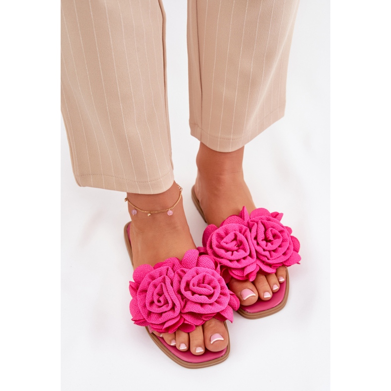 Flat -hanterade kvinnors flip flops med dekorativa fuchsiablommor rosa