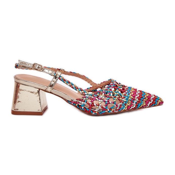 Sandaler på stolpen med fläta och markerade tår multicolor mångfärgad