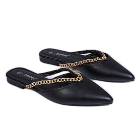 Svart elegant flip -flops dekorerad med en kedja