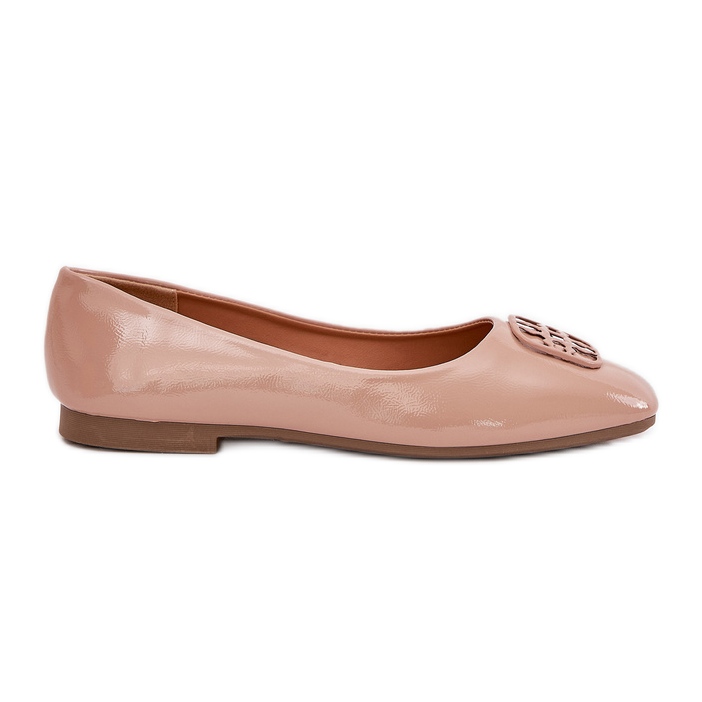 Målad elegant kvinnors ballerinas med en dekorativ Vinceza 17377 Beige Detalj