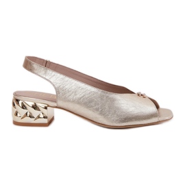 Läder eleganta kvinnosandaler Chebello 4724 Zlotys gyllene