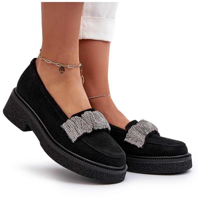 Zazoo 3419 Kvinnmockasin mocka med en dekorativ bälte svart rem