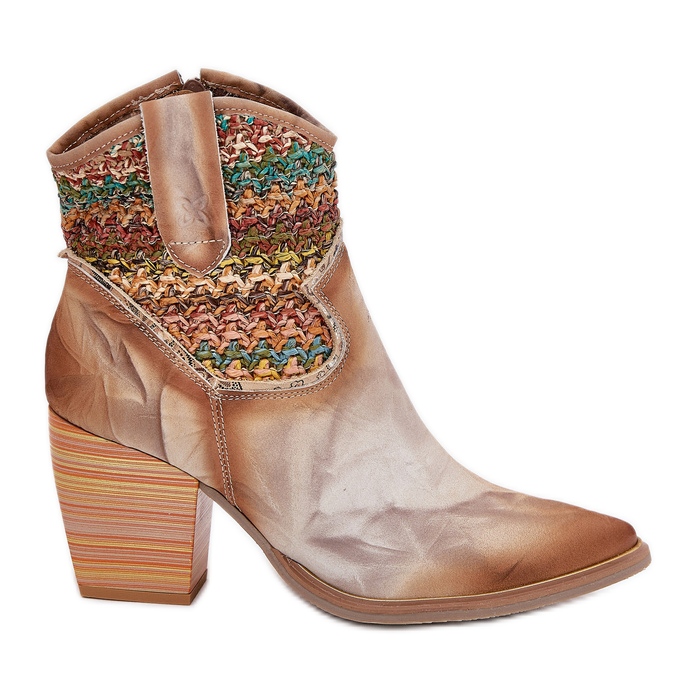 Cowboy Leather Boots på ett inlägg med en dekorativ Maciejka-flätan 06810-29 Multikolor mångfärgad