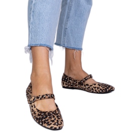Leopard Ballerinas med dubbar och spännen brun