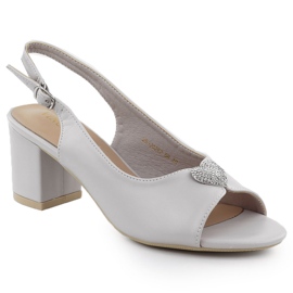 Kvinnors sandaler på stolpen med en dekorativ hjärta grå Vinceza 20262