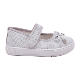 Barns ballerinor med en silverbåge