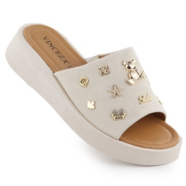 Kvinnors läderkilar med beige Vinceza 66741