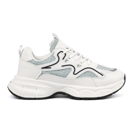 Shelvt Vita och gröna sneakers med dekorativa insatser