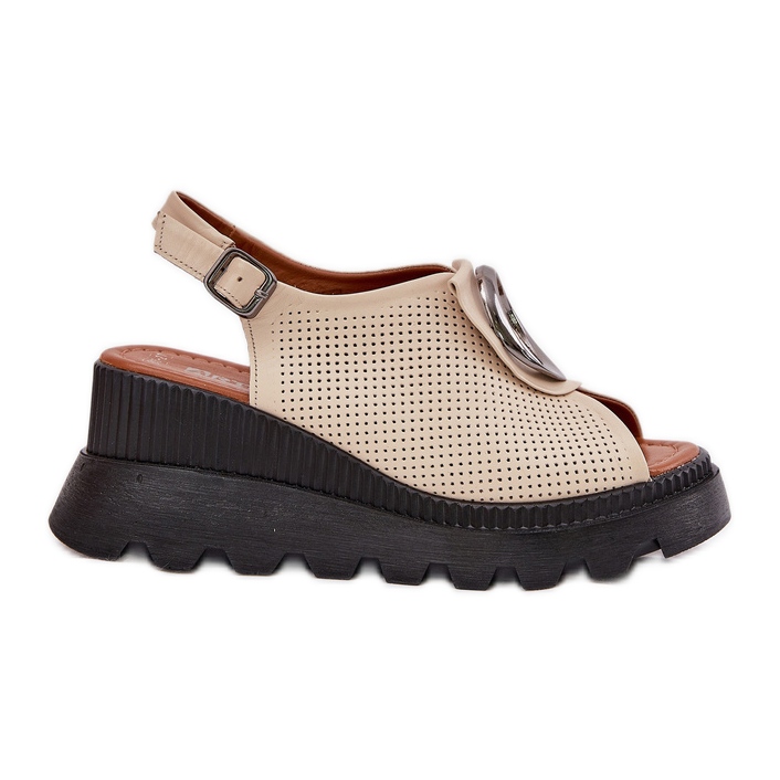 ARTIKER Kvinnors lädersandaler med en kil med dekoration Arker 56C0111 Beige