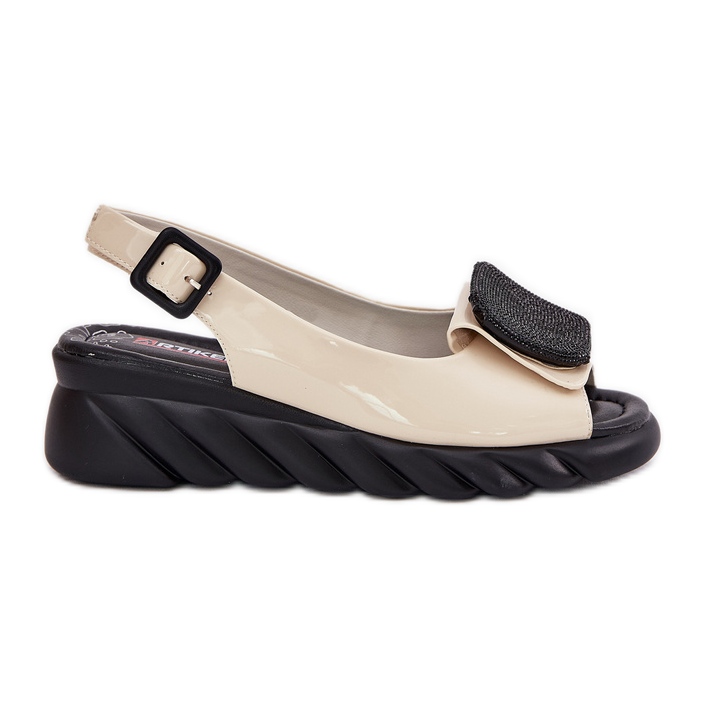 Läder lackerade kvinnors sandaler med forntida dekoration Artiker 56C1567 Beige