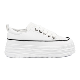 Shelvt Kvinnors vita sneakers på plattformen