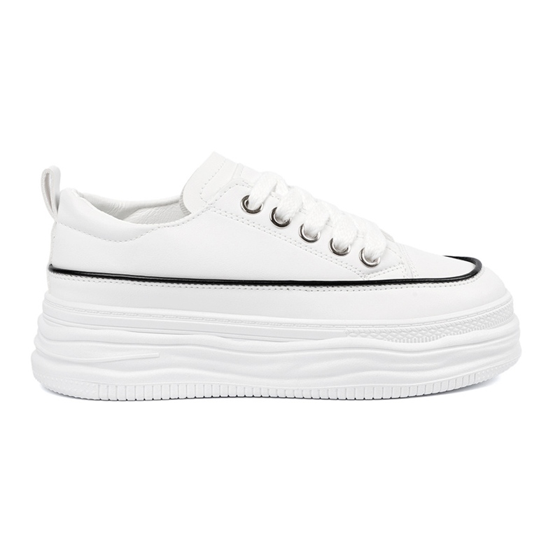 Shelvt Kvinnors vita sneakers på plattformen