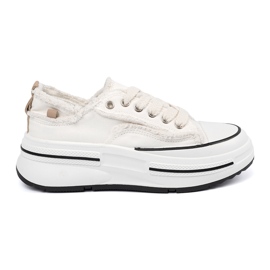 Shelvt Vita kvinnors sneakers på plattformen