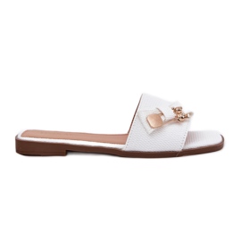 Inna Flat -hane kvinnors flip flops med en vit båge