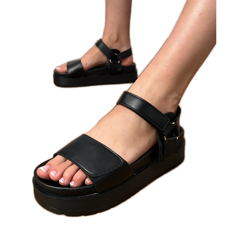 Svarta Eco -Leather Sandals på plattformen