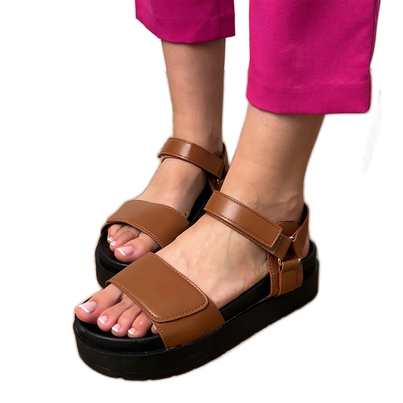 Brown Eco -Leather Sandals på plattformen brun