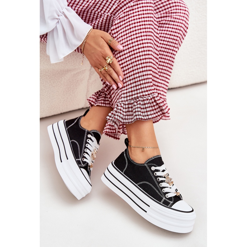 Kvinnors sneakers på plattformen med Golden Pins Black svart
