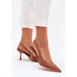 Kvinnosandaler på kamelstiftet brun