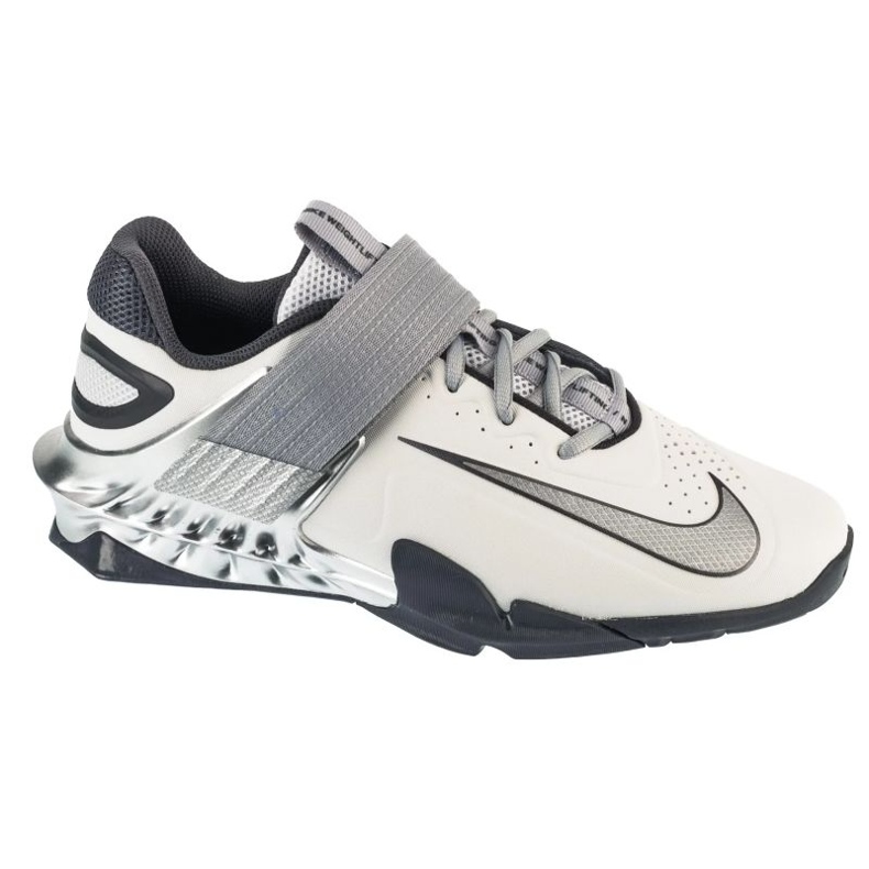 Nike Savaleos SE M FZ8664-001 skor vit