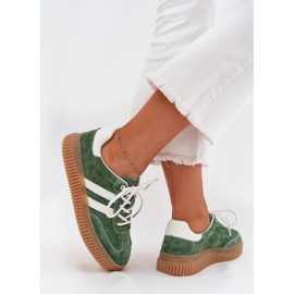 Boto Kvinnors mocka sneakers på Green Venera -plattformen grön