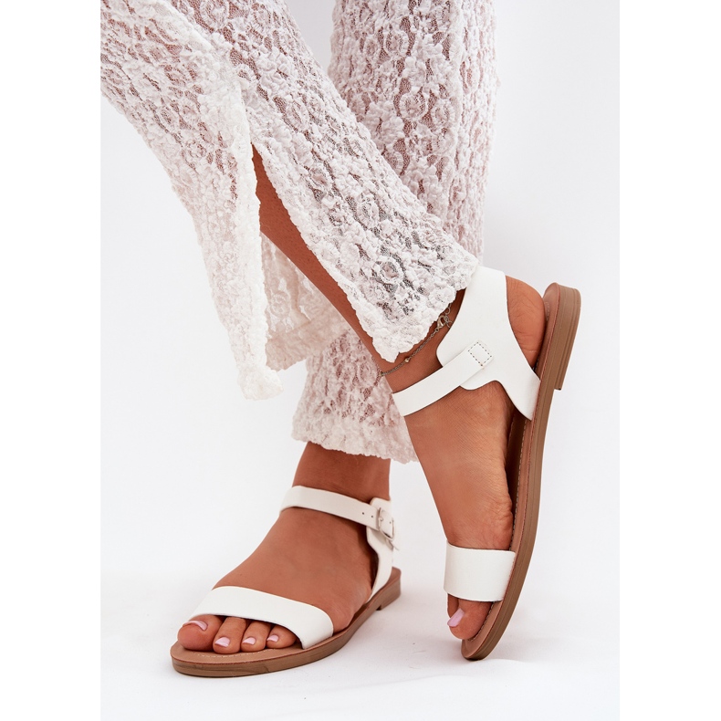 Boto Flat -hanterade kvinnors sandaler Eco Leather White Kivara vit