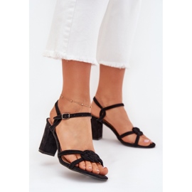 Boto Kvinnors sandaler på Black Mavira Post svart