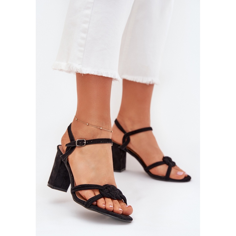 Boto Kvinnors sandaler på Black Mavira Post svart