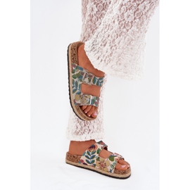 Mönstrade kvinnors tofflor på en Cork-plattform med Lee Cooper LCW-25-35-3480L Multicolor Buckles mångfärgad