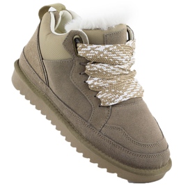 Kvinnors läderstövlar isolerade sneakers med päls beige vinceza 97963