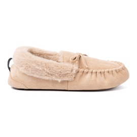 Shelvt Varma beige tofflor som loafers med en båge
