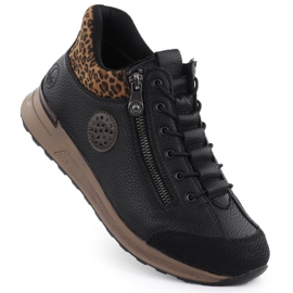 Kvinnestövlar isolerade med Black Rieker N1457-00